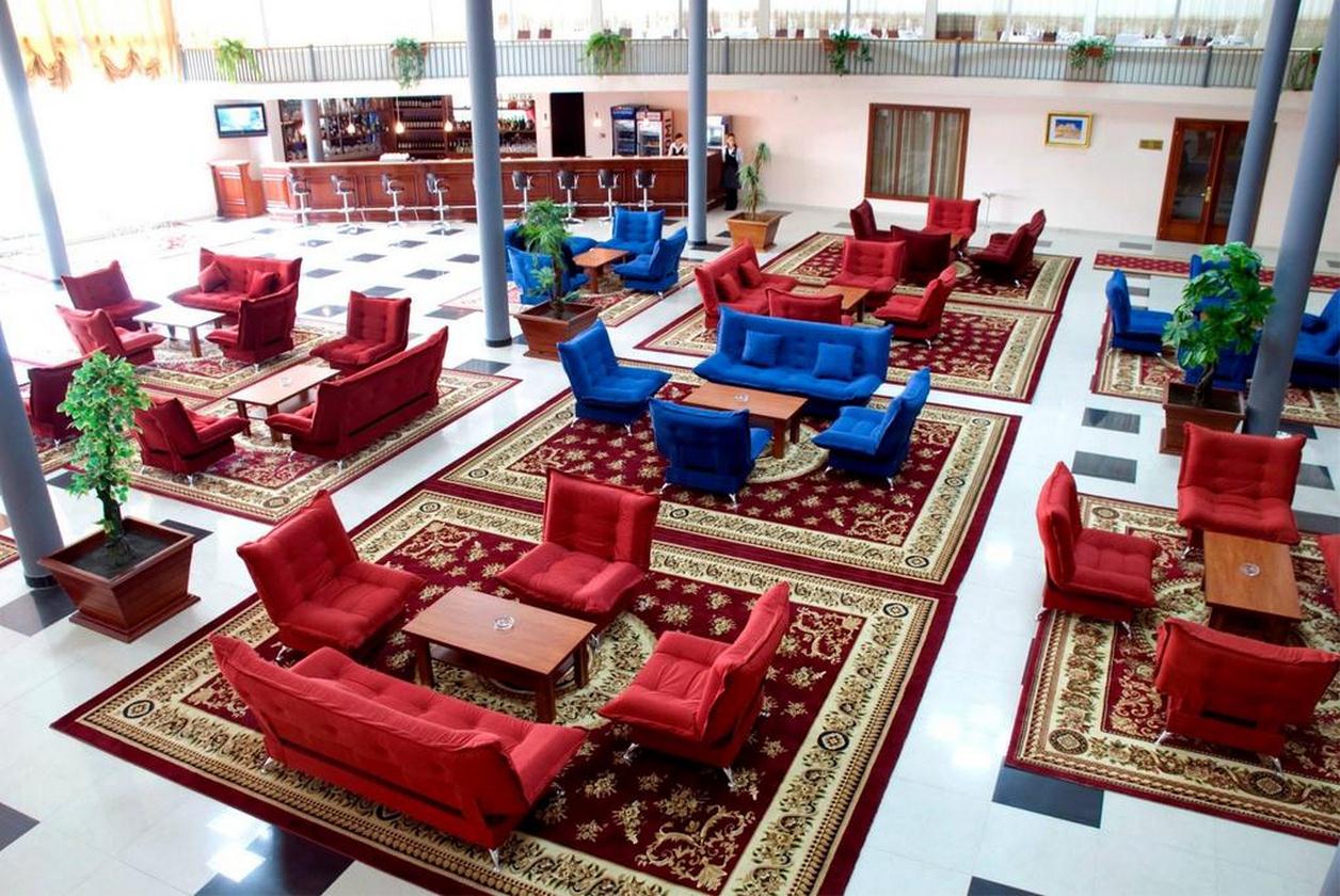 آستریون پالاس 